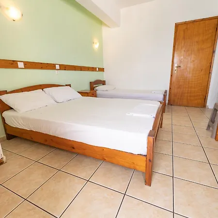 Bed & Breakfast Sailing Club Nikiana