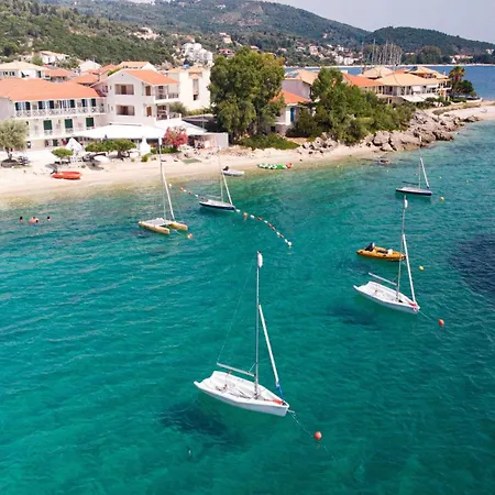 Sailing Club Нощувка със закуска (B & B)