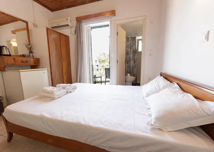 Bed & Breakfast Sailing Club 3*